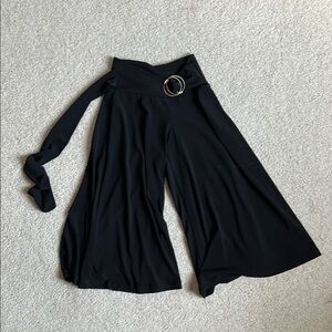 Byer California Black Wide Leg Pants with Belt Detail